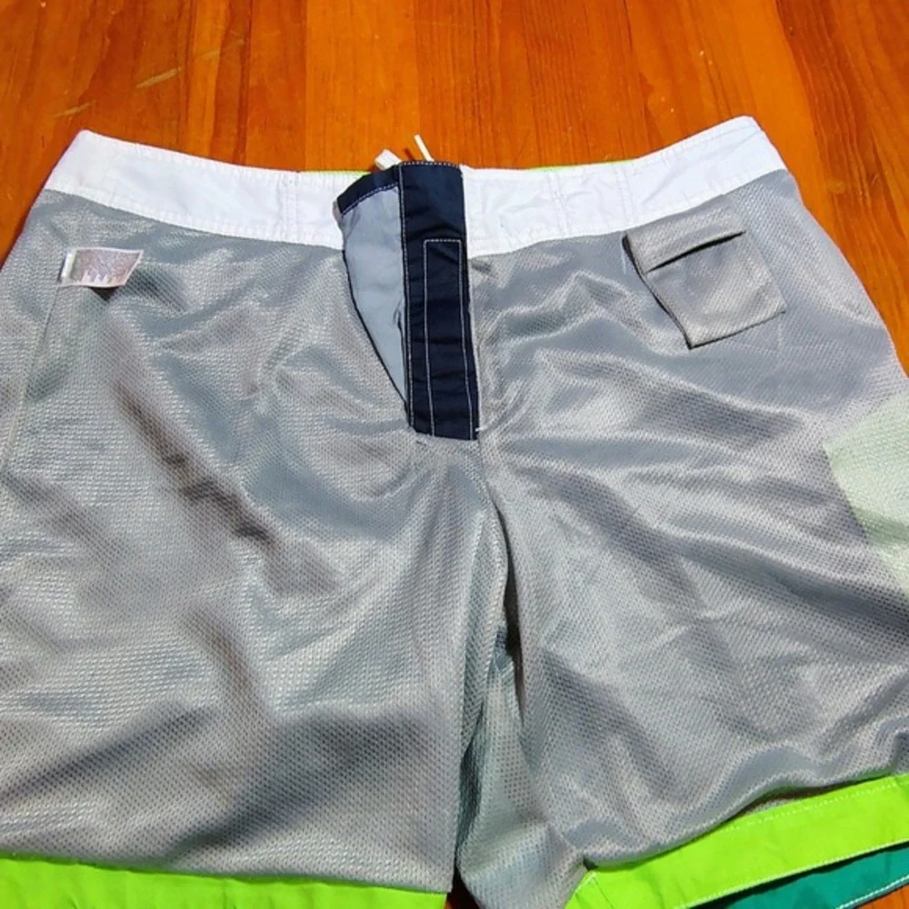 2 Swim Trunks Board‎ Shorts Old Navy L Geometric Print Blue Green Orange beach